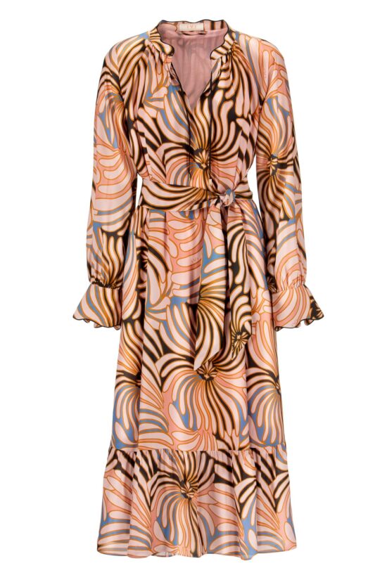IVI collection SWIRL hochwertige Seidenkleid in den Farben rose und schwarz aus der Resort25 Kollektion.
IVI collection SWIRL high-quality silk dress in the colors rose and black from the Resort25 collection.