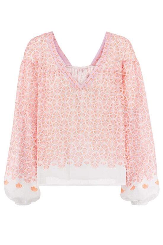 Produktbild: ABANICO Bluse mit rosafarbenem Print auf weißem Hintergrund.